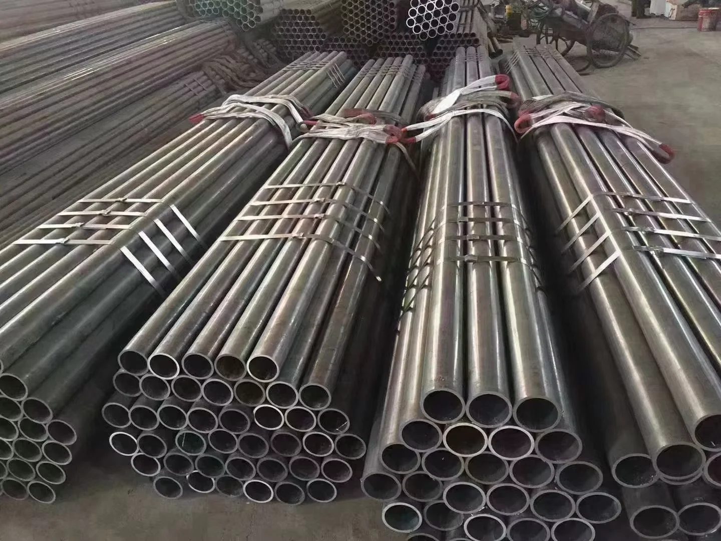20# 45# Carbon Steel Seamless Pipe Hot Rolled Factory Direct Supplier