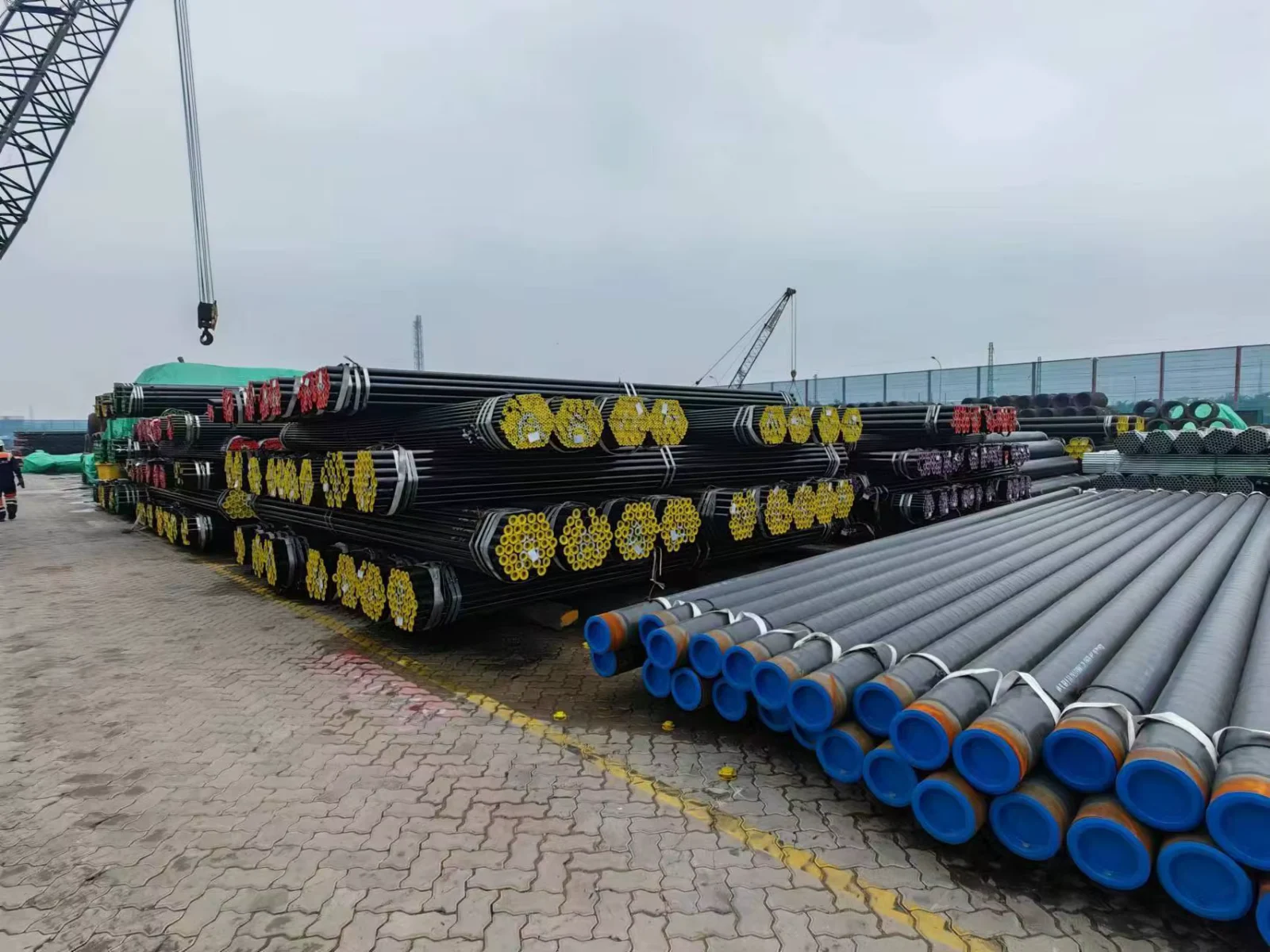 A335-P11 Seamless Steel Pipe OD 21.3-1420mm ASME B36.10M Manufacturer