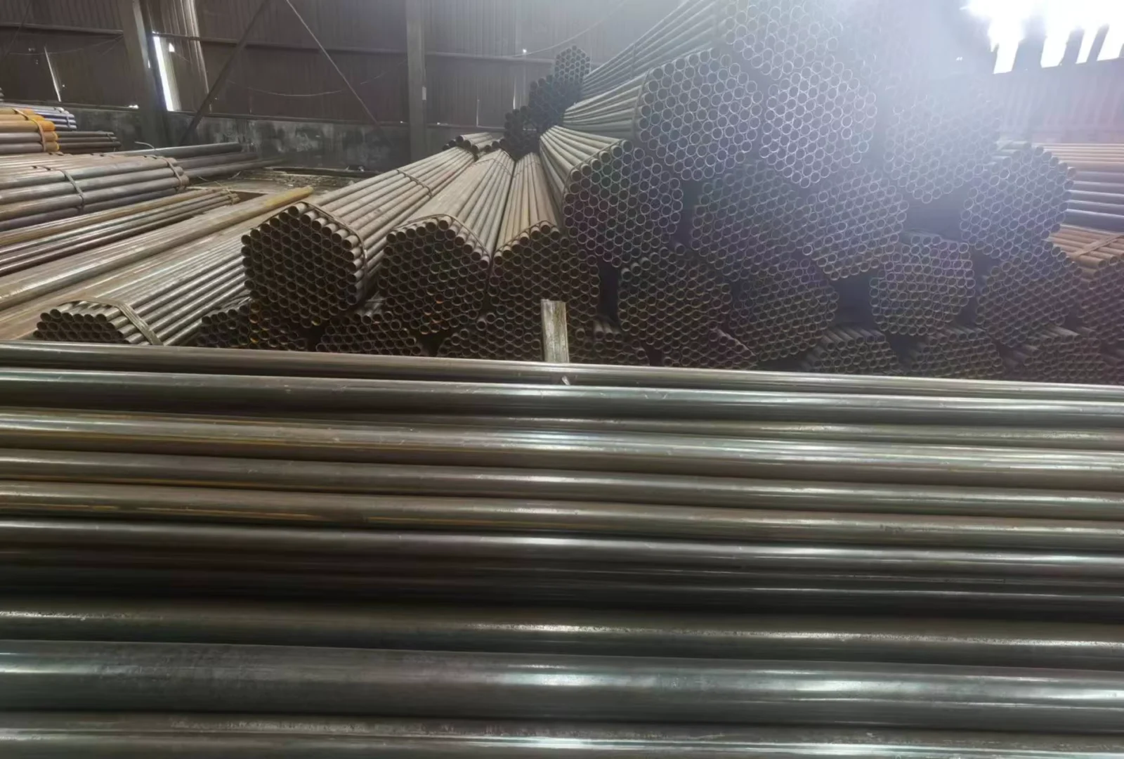 ASTM A106 Gr.B Seamless Carbon Steel Pipe Black Painted Supplier