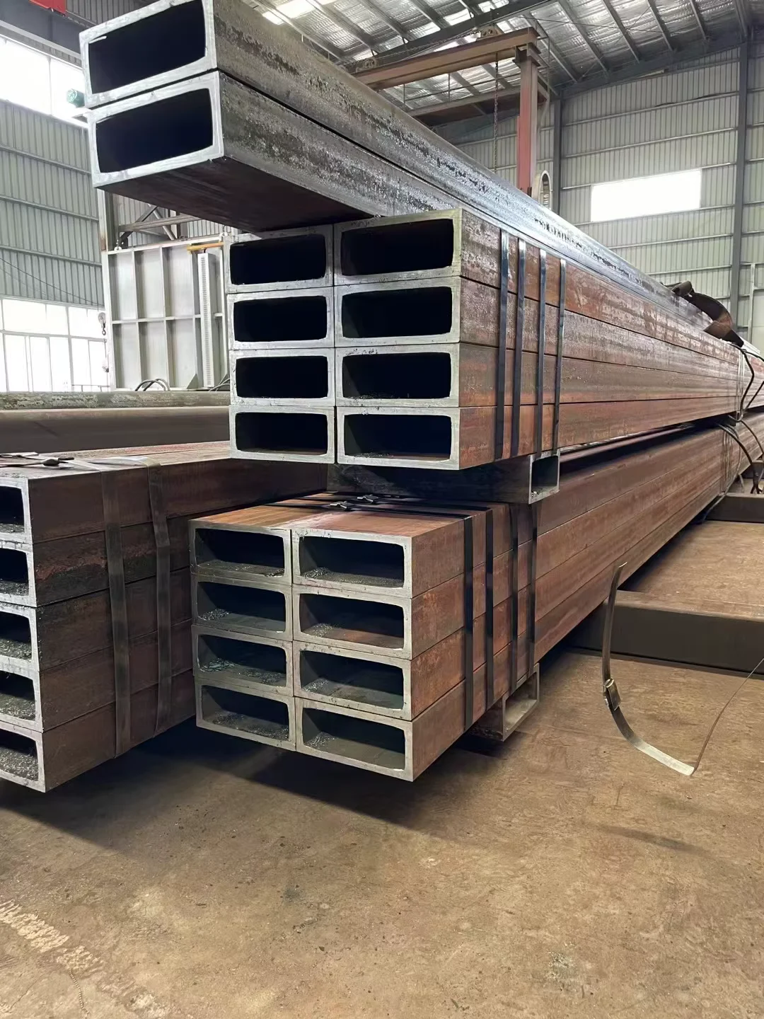 ASTM A500 Seamless Square Steel Tube 1-60mm Wall Thickness Manufacturer