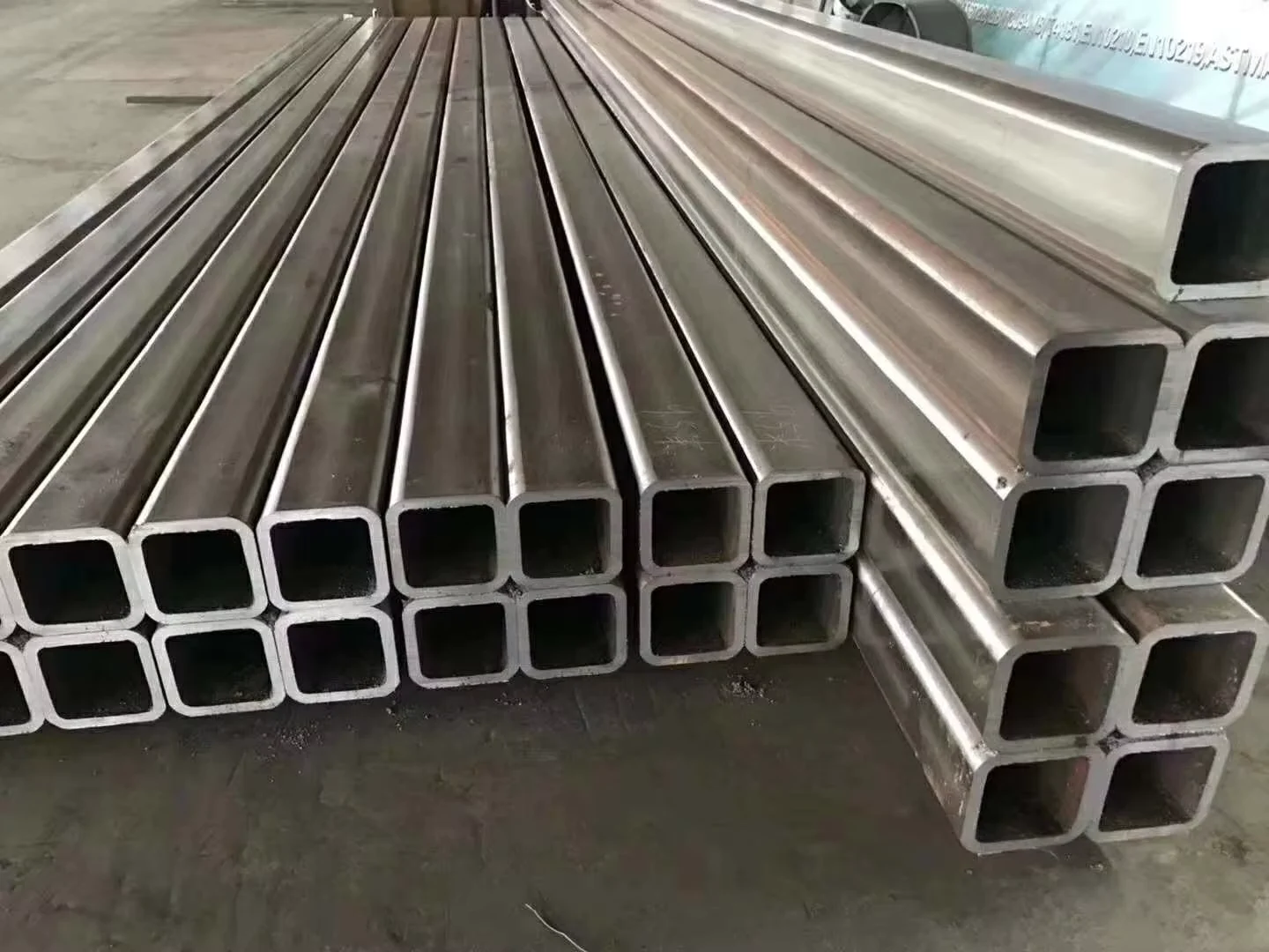 ASTM A500 Seamless Square Steel Tube S355JR Q345 Supplier