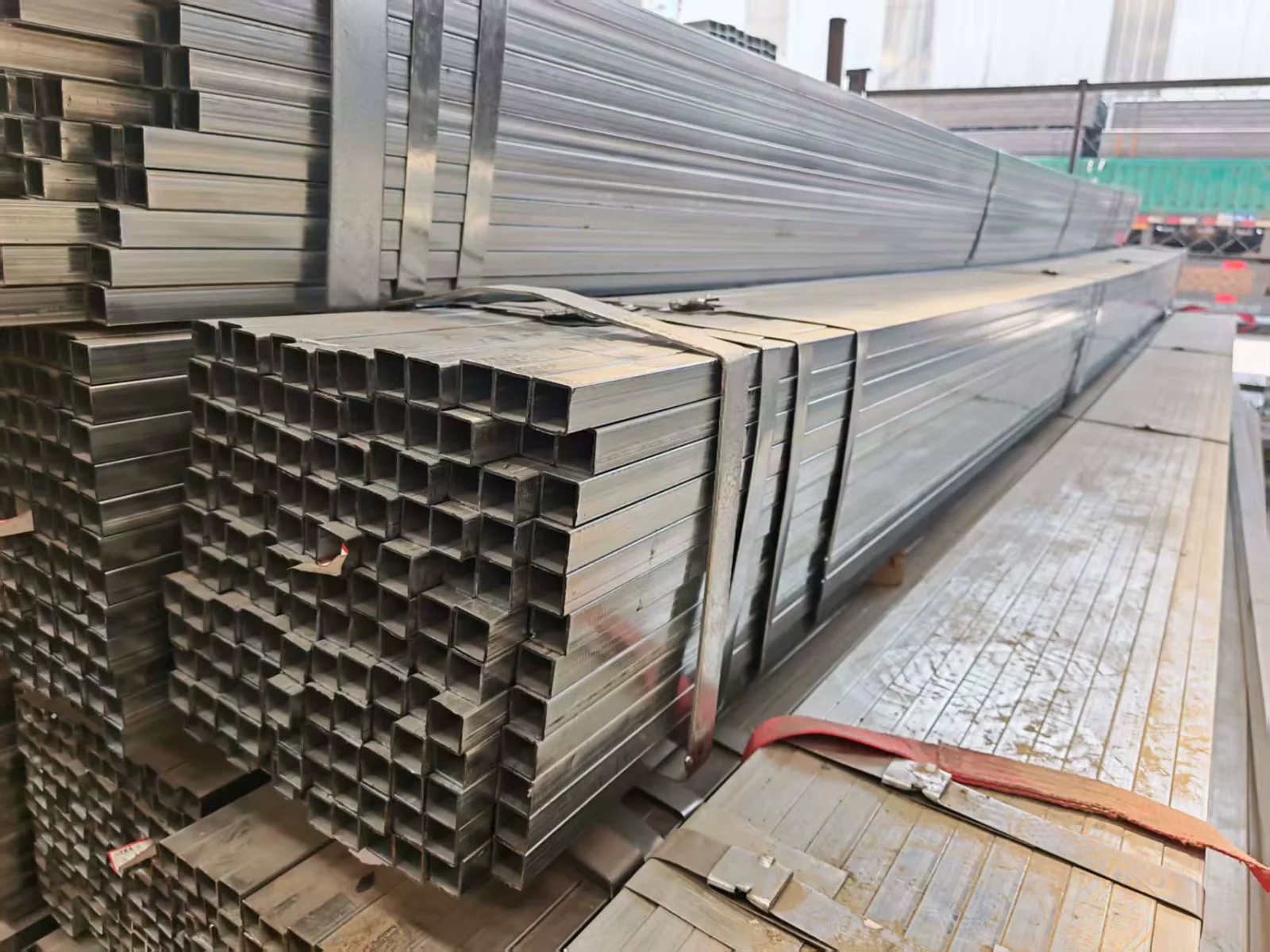 ASTM Galvanized Square Rectangular Steel Tube Z30-Z40 Factory Direct Supplier