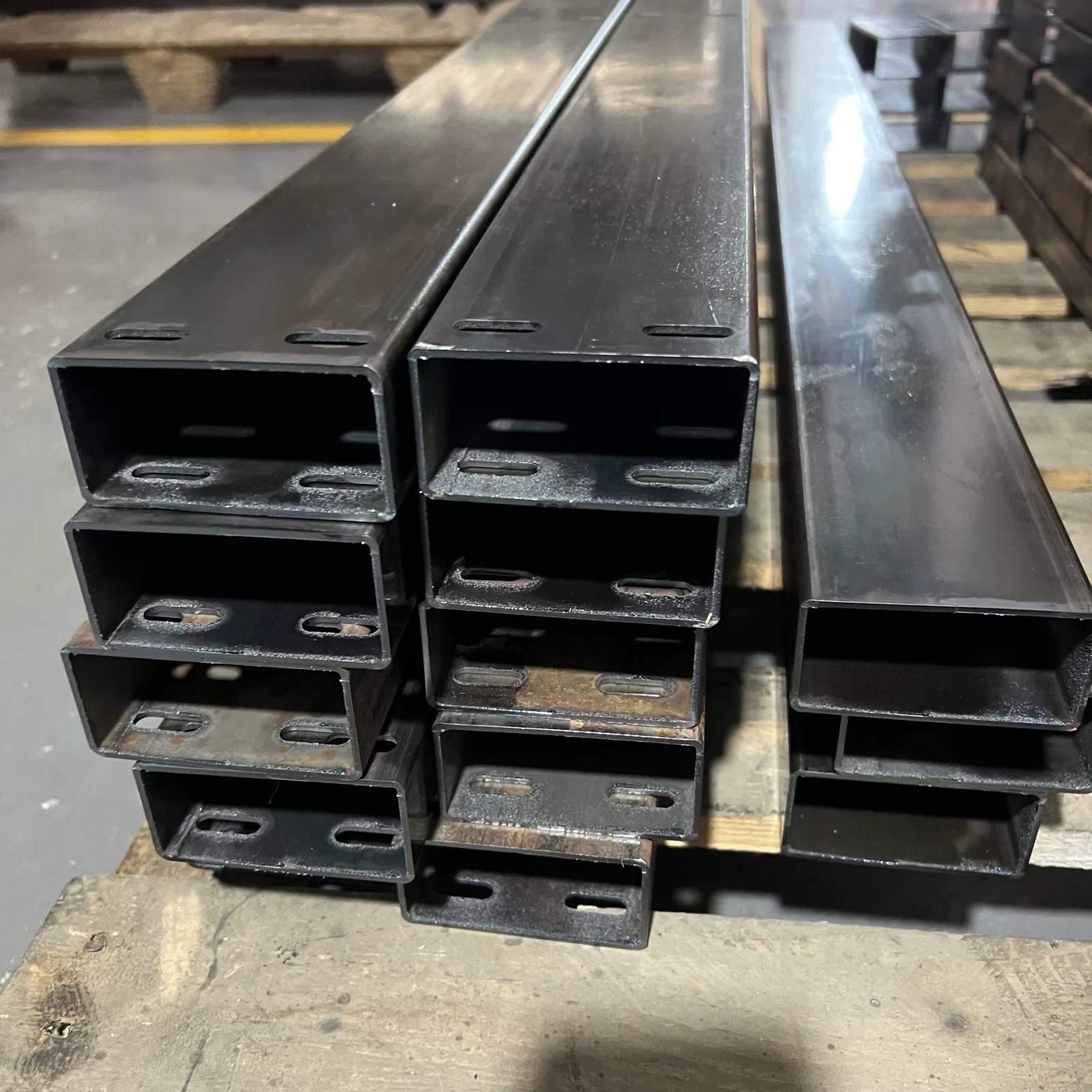 Carbon Steel Stainless Aluminum Sheet Metal Fabrication Service Custom OEM Laser Cutting Welding