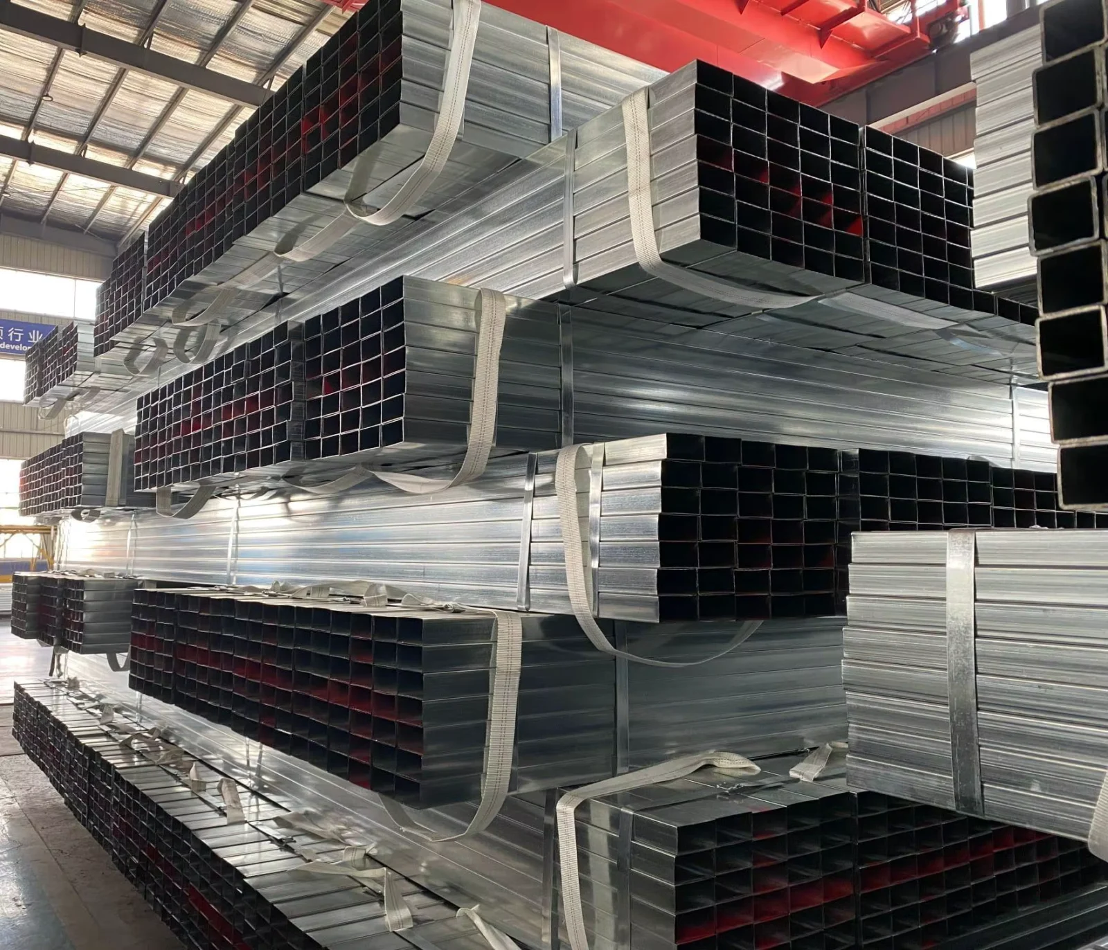 Q195 Q235 Q345 Galvanized Square Steel Tube ERW Manufacturer