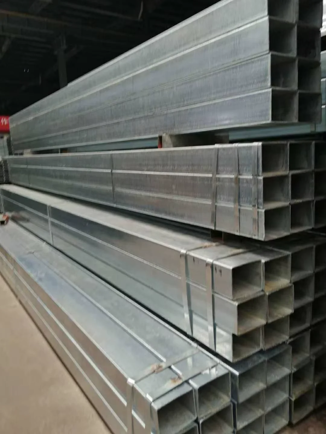 Q235 Hot Dipped Galvanized Square Rectangular Tube Supplier