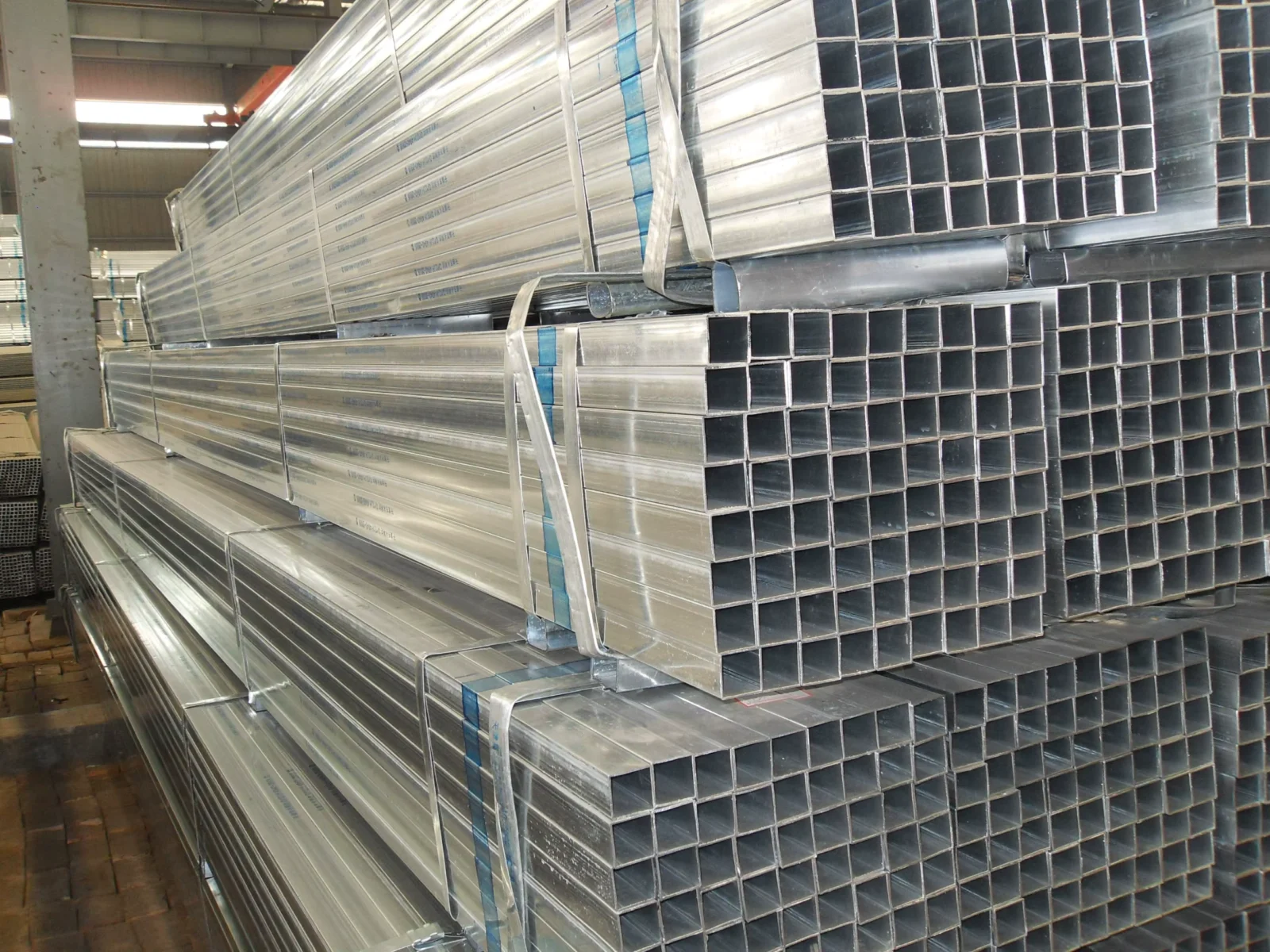 Q235 Q345 Hot-Dip Galvanized Square ERW Steel Tube Manufacturer GB JIS Standard