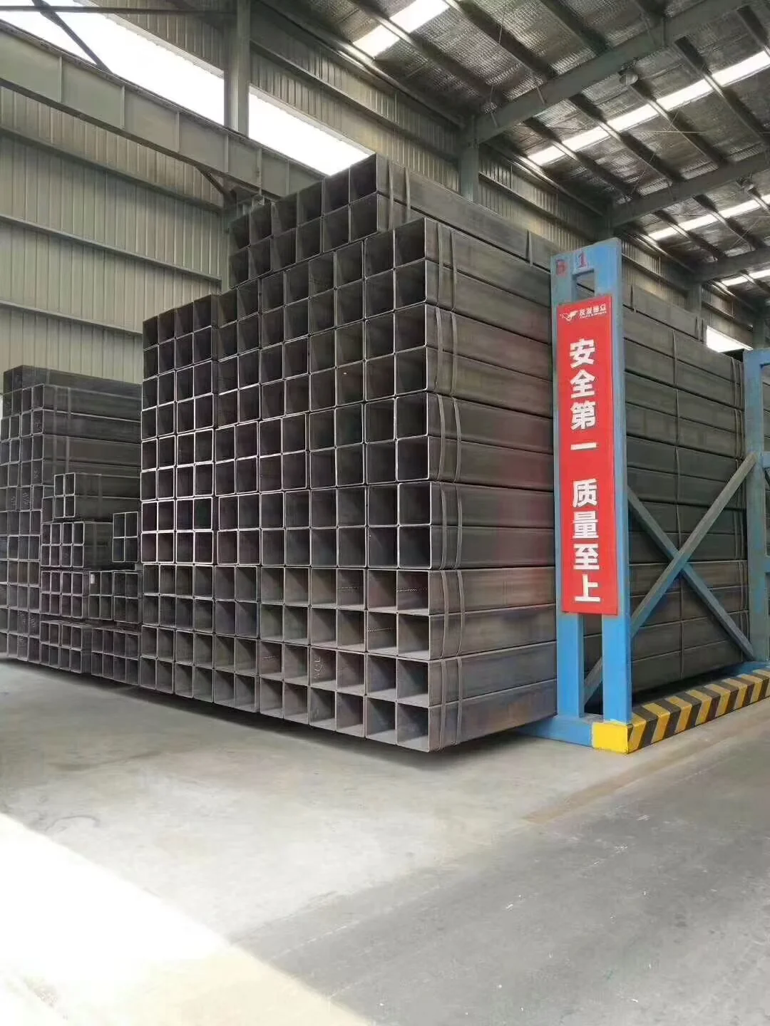 Q235 Q345 S355JR Seamless Square Rectangular Steel Tube Manufacturer