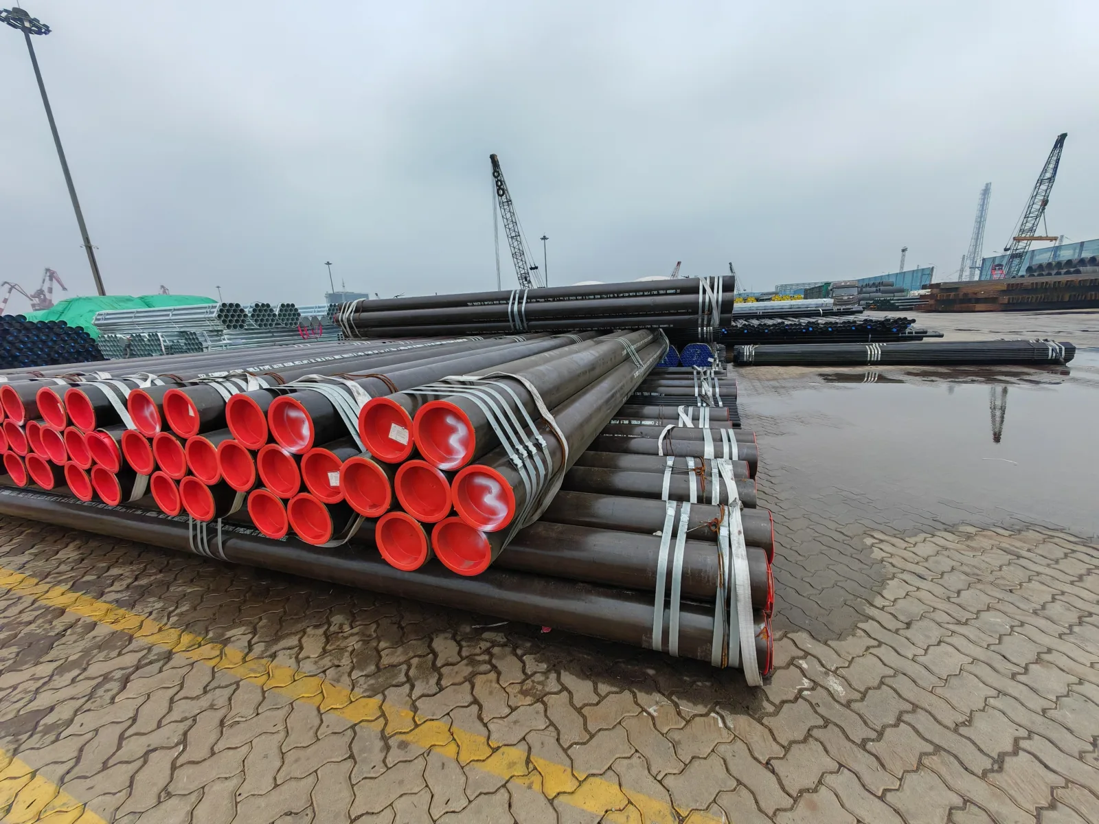 Q235 Q345 S355JR Seamless Steel Pipe ASTM Hot Rolled Supplier