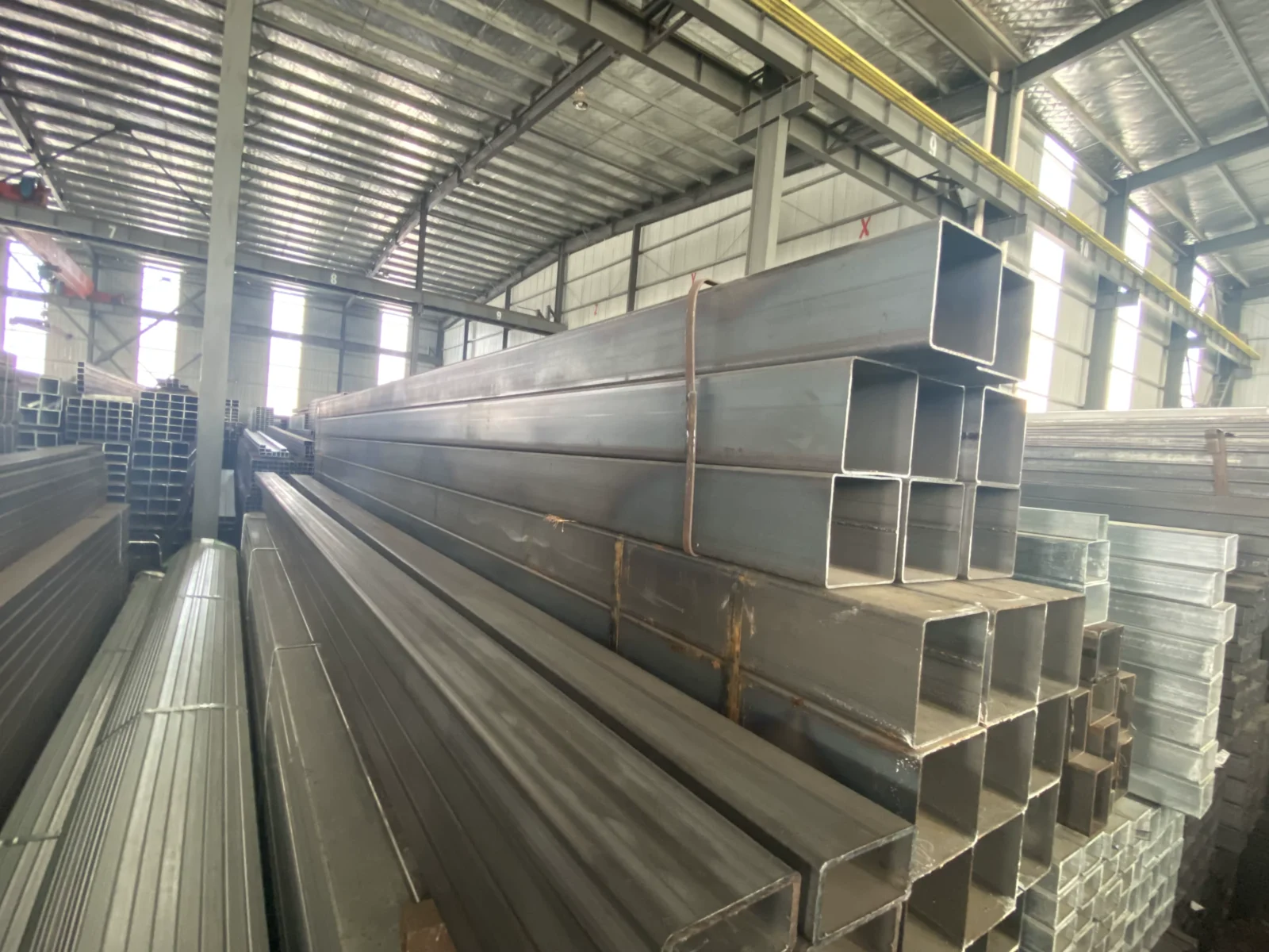 Q235 Q355 Rectangular Steel Tube Manufacturer EN10219 ASTM A500