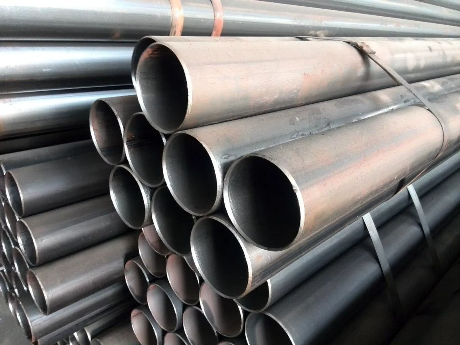 Q235 S355JR ASTM A53 ERW Round Steel Pipe Supplier