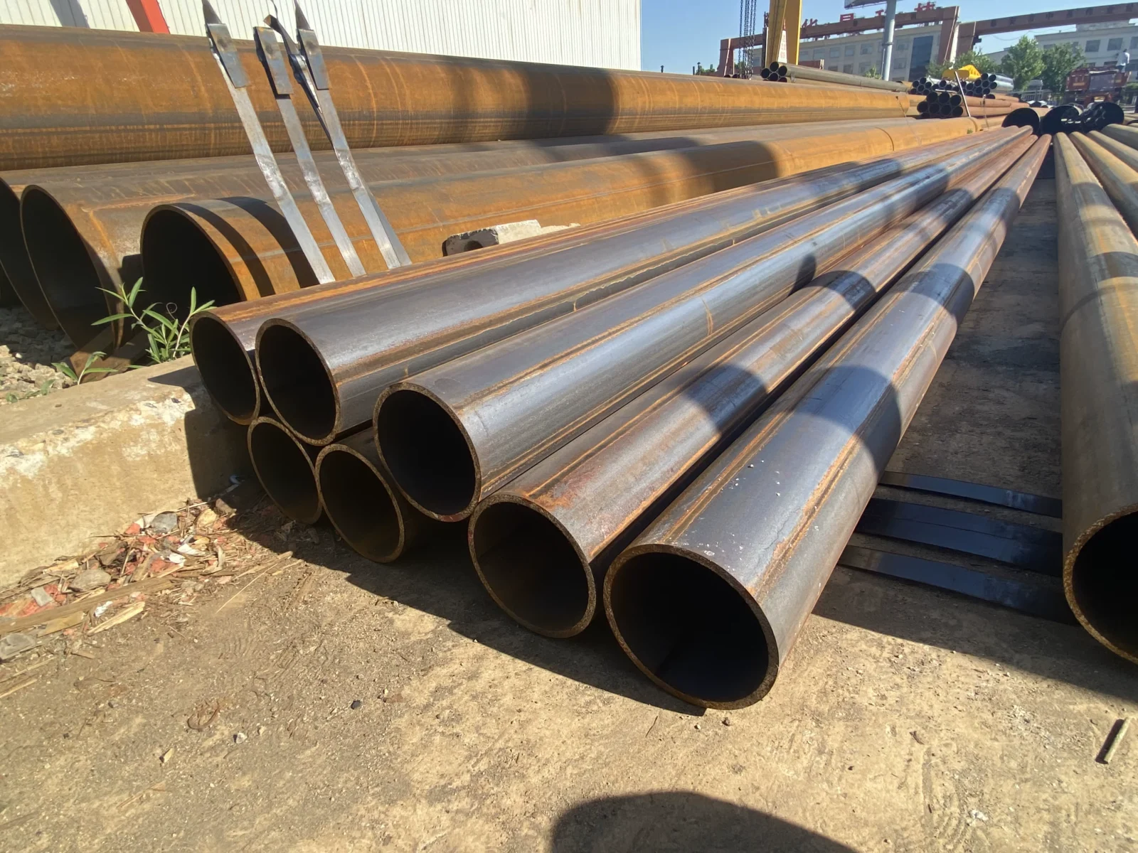 Q235B ERW Round Steel Pipe 10-2500mm OD ASTM A53 Manufacturer