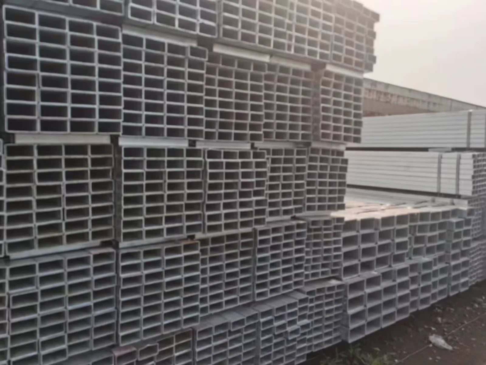 Q235B Q345B Galvanized Square Rectangular Steel Tube Manufacturer