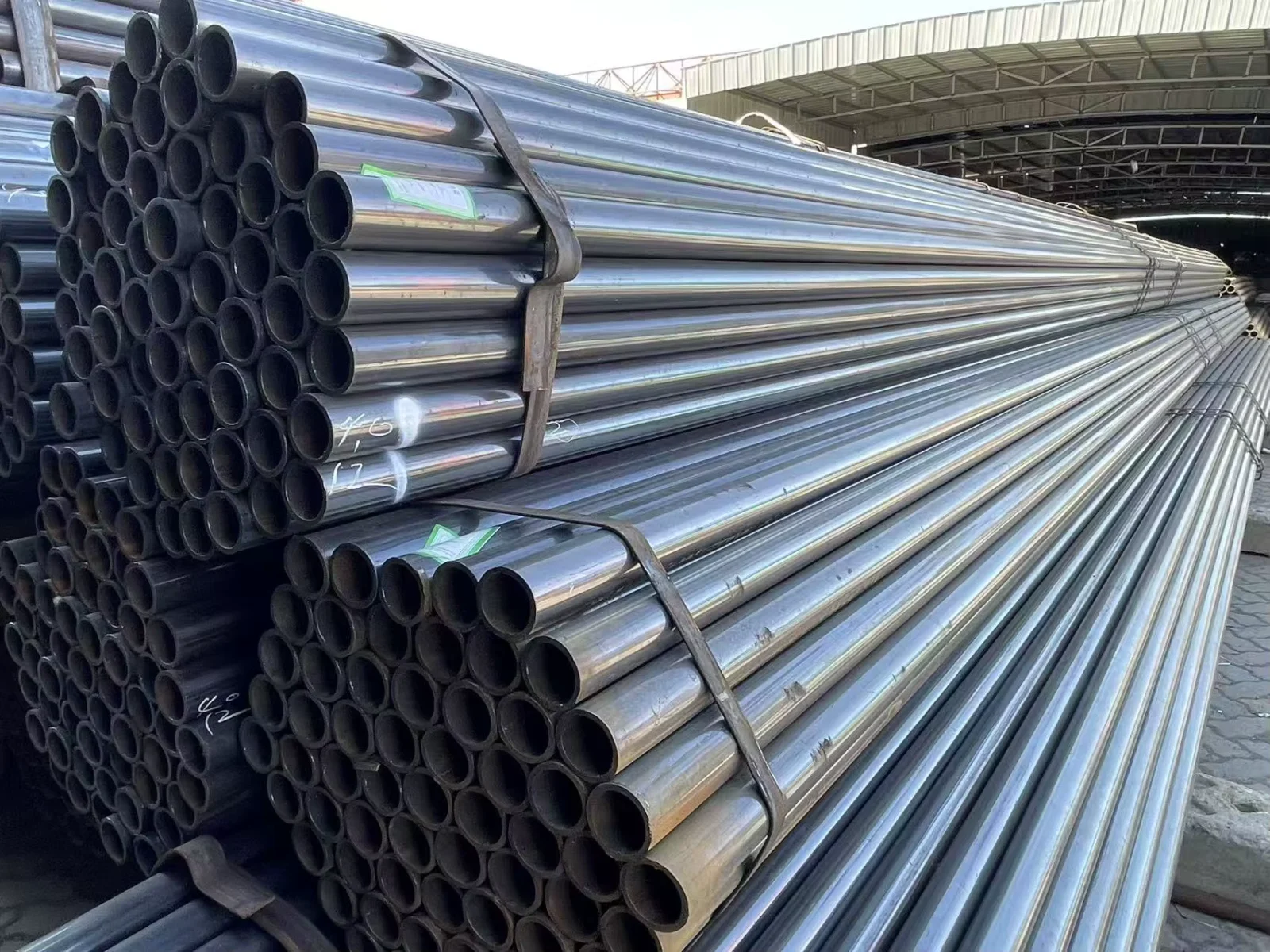 Q235B Q355 LSAW Welded Steel Pipe 6m Black Oil Supplier
