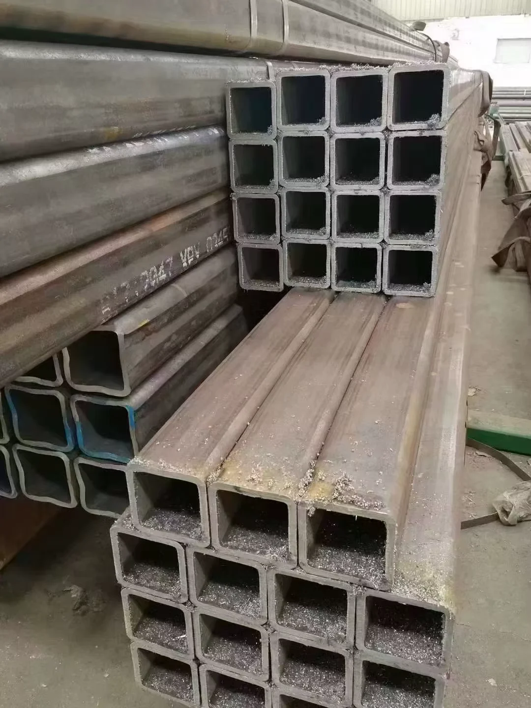 Q235B S275JR Hot Dipped Galvanized Square Rectangular Steel Tube Supplier