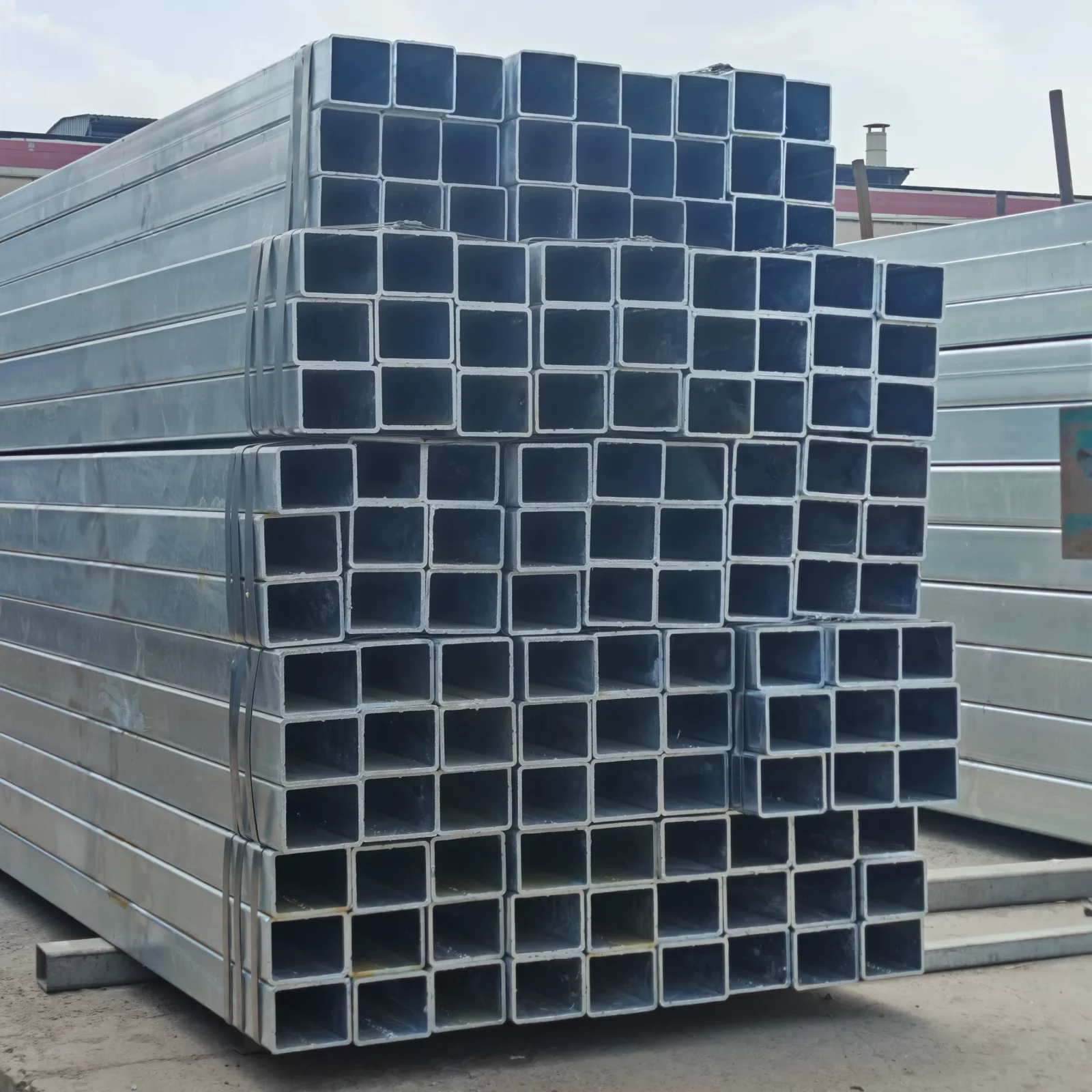 Q235B S275JR Pre-Galvanized Square Rectangular Steel Tube Manufacturer