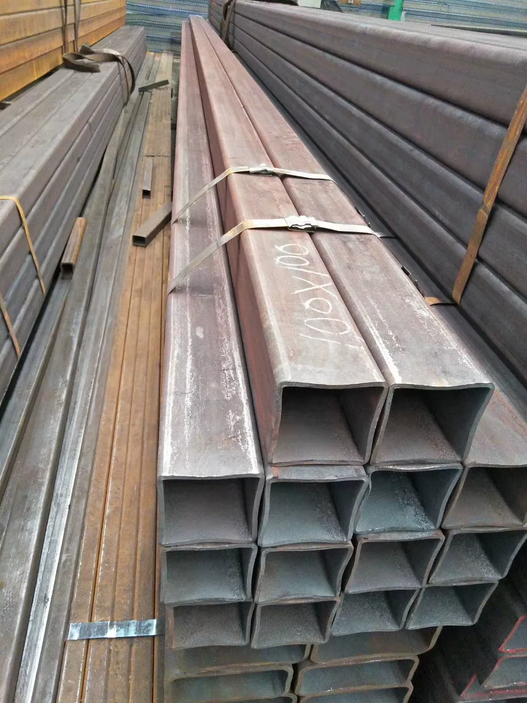 Q345B Q355B Q235B Seamless Square Tube Hot Rolled Sharp Corner Supplier