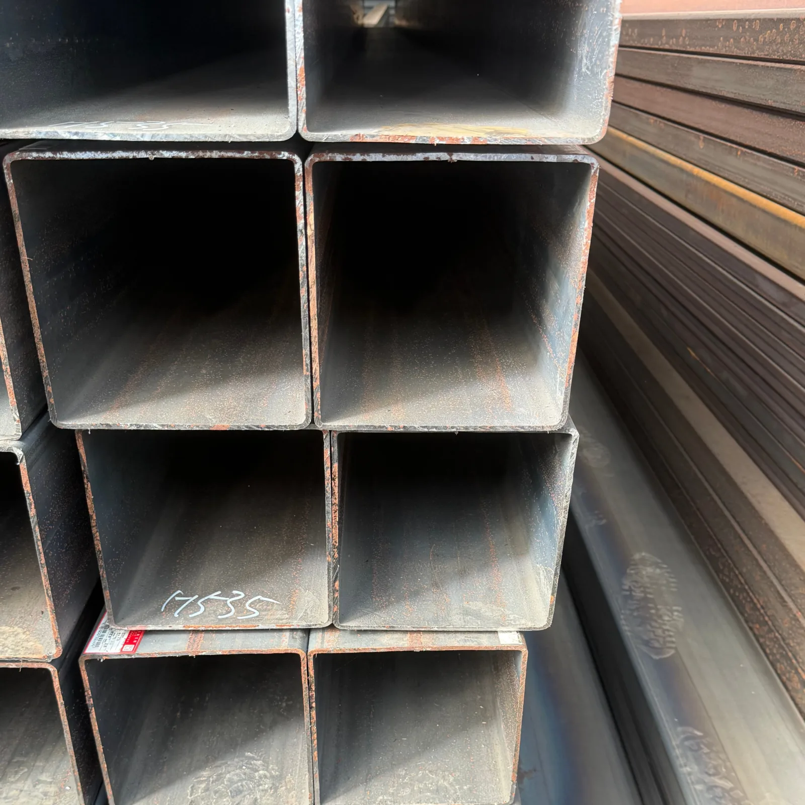 S235JR S355 A36 ERW Welded Square Steel Tube Factory Direct Custom Sizes